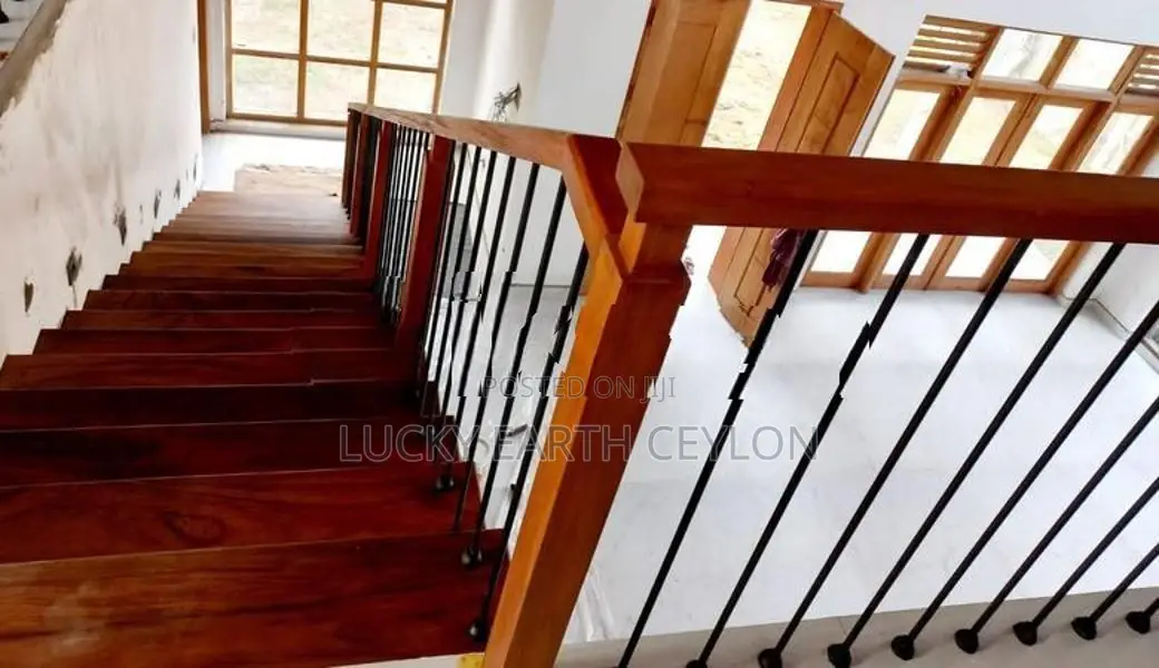 Piliyandala Unfurnished 2 Story New House For Rent (MG1142)