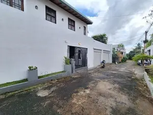 Luxury House for Sale in Boralesgamuwa