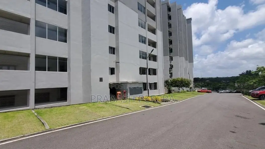 Canterbury Golf Apartment for Sale in Kahathuduwa