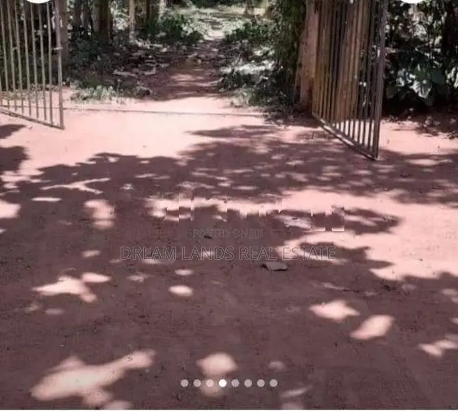 Commercial Land for Sale in Beliatta (sp811)