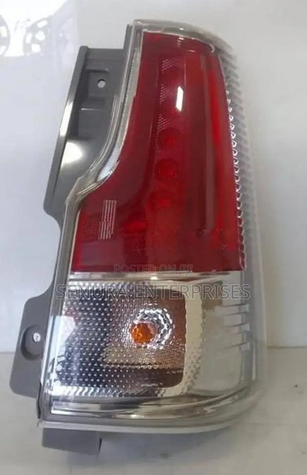 Suzuki Solio Ma36 Tail Light R/h
