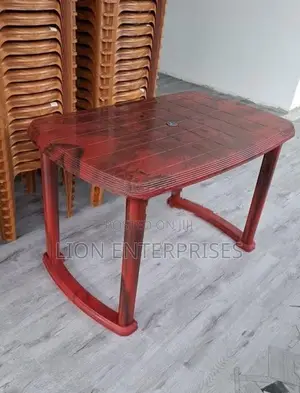 Nippon Plastic Tables