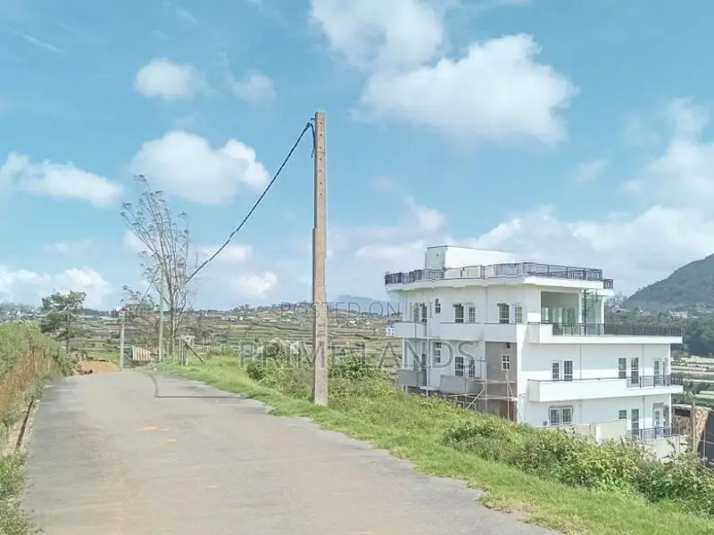Valuable land for sale Nuwara Eliya