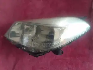 Toyota Vitz Ksp130 Head Light L/h