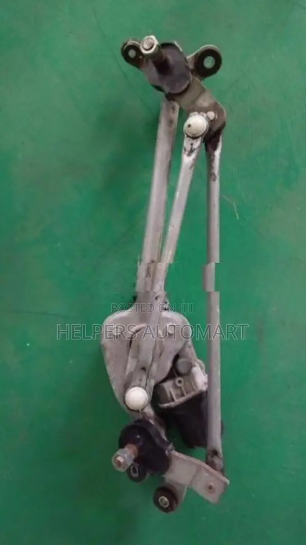 Honda vezel Ru3 wiper arm with motor