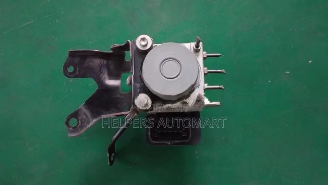 Toyota vitz ksp90 ABS (GF)