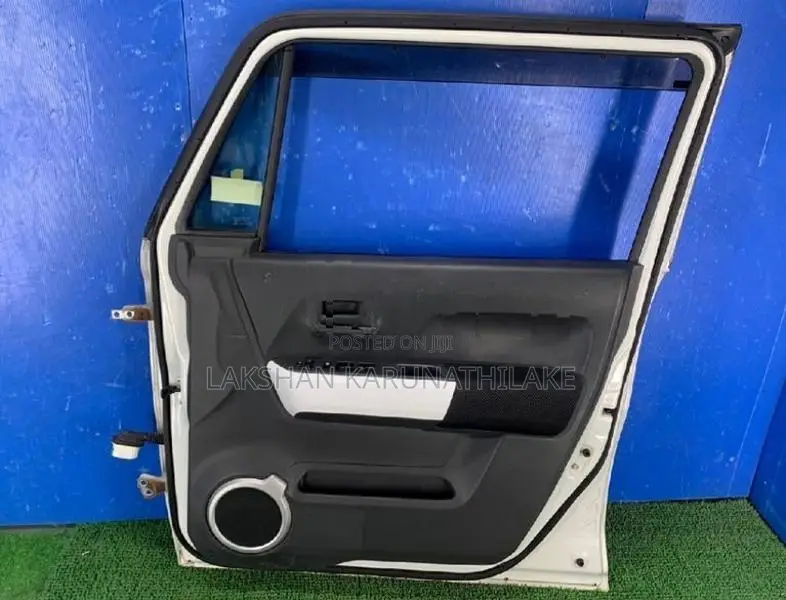 Suzuki Hustler J Style Side Door