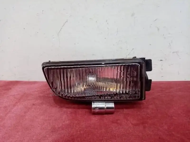 Toyota Crown YXS11 Fog Light Rh
