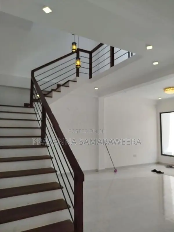 Super Luxury Brand New Modern 2 Storey House for Sale - Piliyandala