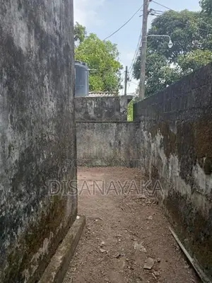 land with old house for sale in Nugegoda Ds1230