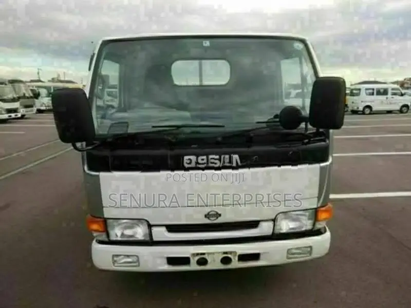 Nissan Atlas Sk2 F23 Fog Light Rh