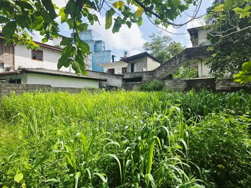 12P Bare Land For Sale In Battaramulla.