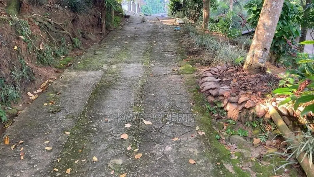 Land for sale in katugasthota