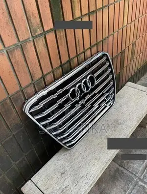 Genuine Audi A8 4H 2013 main Grill