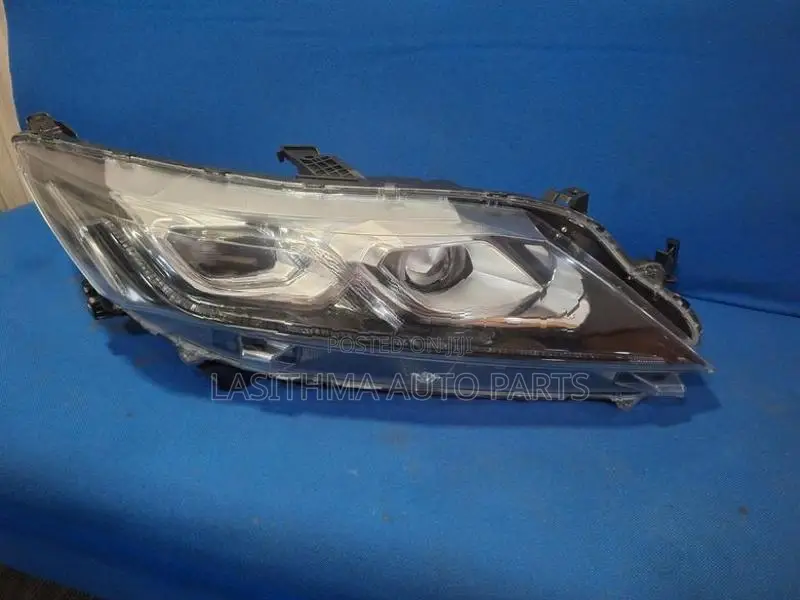 Eclipse Cross Head Lamp