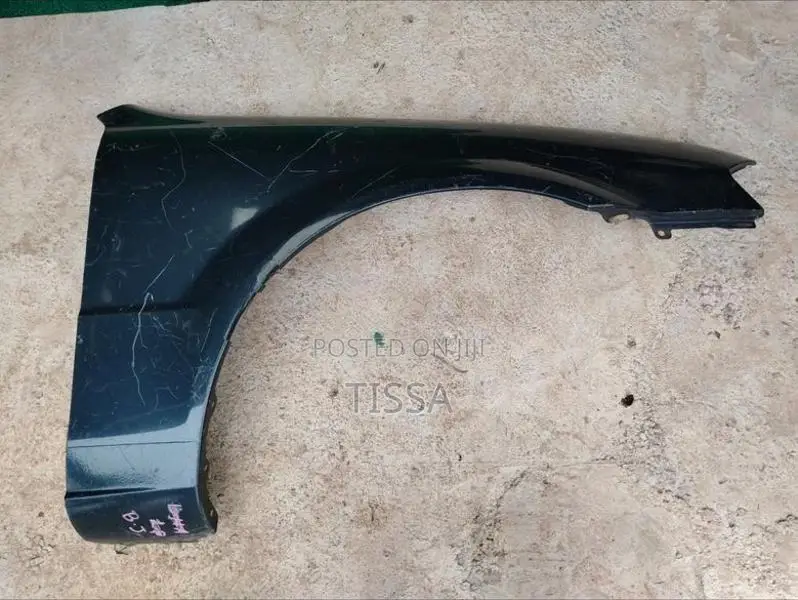 Mazda Familia BJ5P Fender