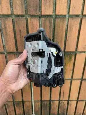 Genuine Bmw X5 F15 M Sport 2018 Door Soft Close Locks