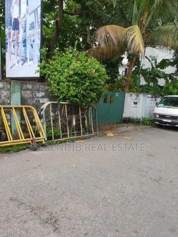 33 Perches Commercial Land Sale in Galle Road Dehiwala
