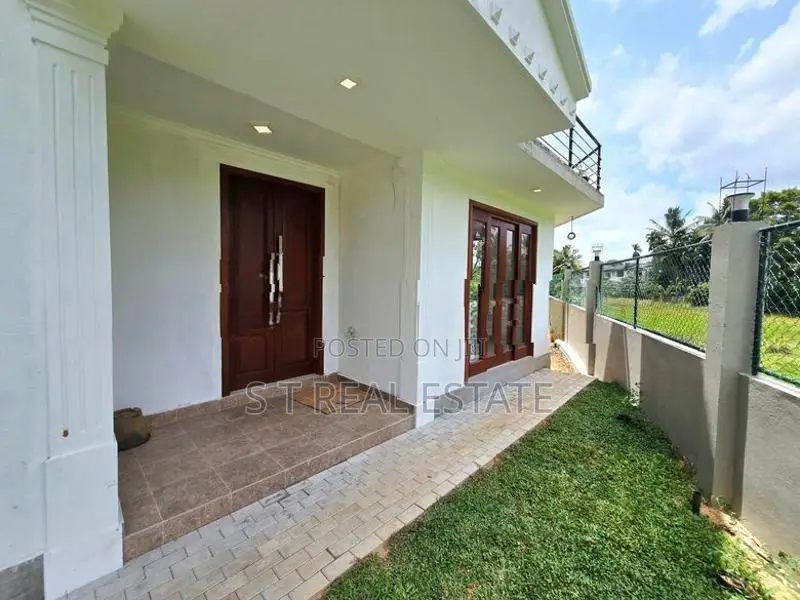 Newly Build Luxury 2 Story House For Sale In Homagama