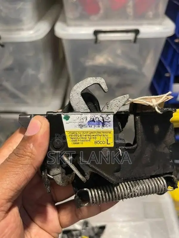 Genuine Bmw X1 F48 Lci 2019 Bonnet Active Locks
