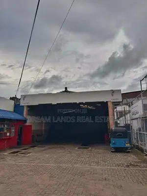 COMMERCIAL PROPERTY FOR RENT IN THALAWATHUGODA (SP824)