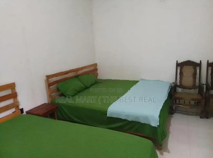 Ella : 70 perches Land with Hotel for Sale at Ballaketuwa road