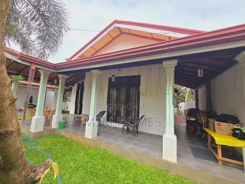 13.5 Land With New House For Sale in Negombo