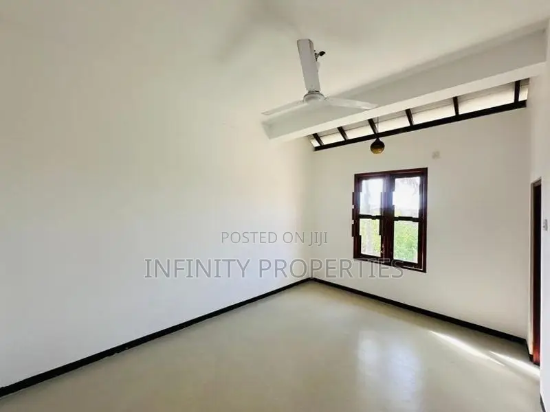 (AFA464)02 Story House With 07 P Sale At Near OLV Convert Moratuwa