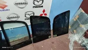 Suzuki Every Da17 back quarter panel cut glass