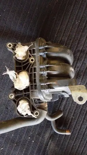 vitz ksp90 Intake manifold