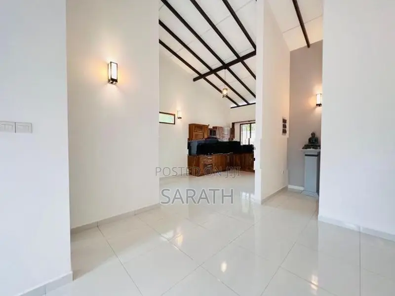 අතුරුගිරිය නගරයෙන් නිවසක් විකිණීමට
