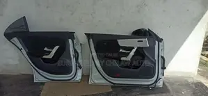 Mercedes Benz CLA 200 Doors