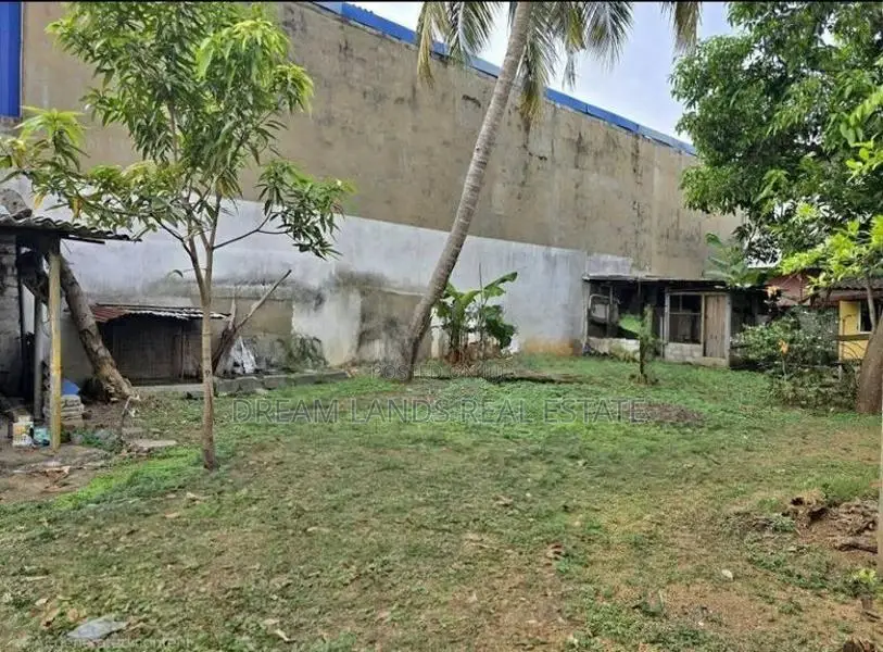 COMMERCIAL LAND FOR RENT IN COLOMBO 15 (SP827)