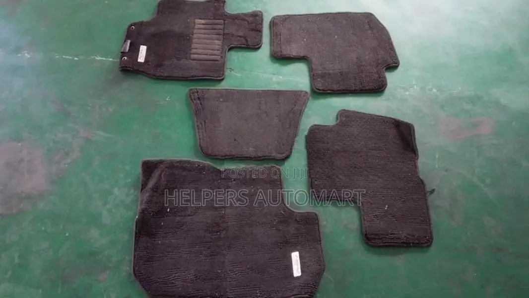 Mitsubishi Outlander GG2W Carpet Set