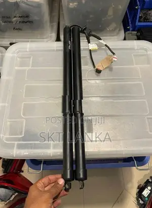 Genuine Land Rover Discovery 5 2018 Electric Tailgate Dicky Shocks
