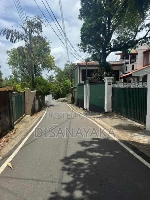 super land for sale in thalahena Ds1366