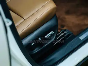 Lexus LBX 2024