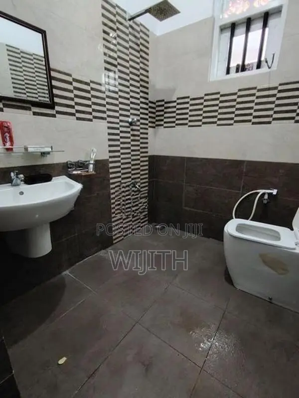 Two Story House For Sale In Panipitiya Rathmaldaniya Road