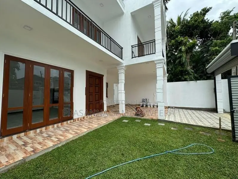 Solid Brand New Super Luxury 2 Storey House for Sale - Piliyandala