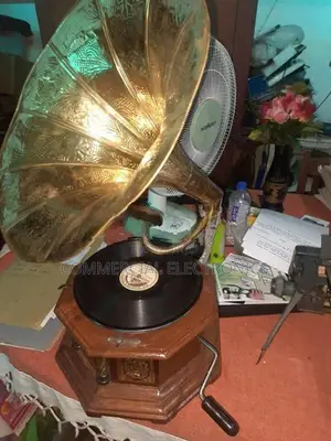 ග්‍රැමපෝන් HMV
