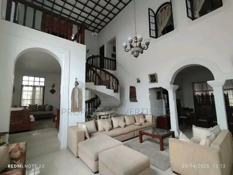 House for Sale in Bambalapity