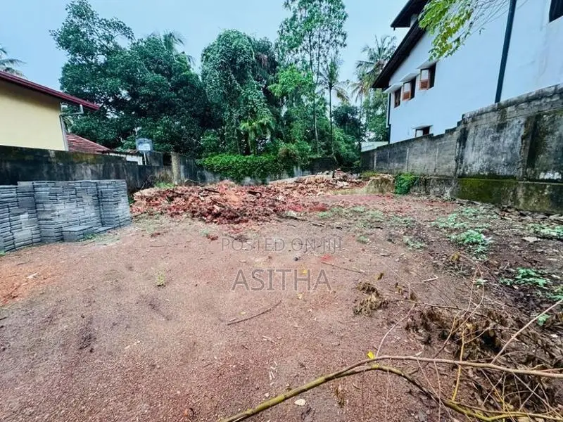 14 Perch square land