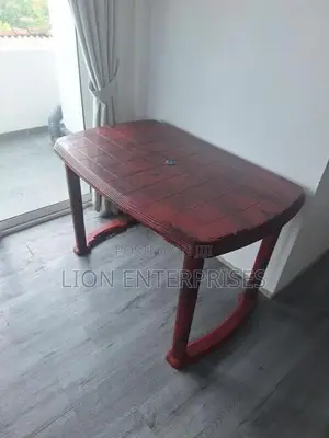 Nippon plastic tables