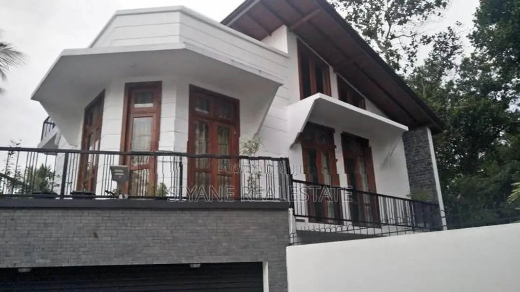 Modern House for Sale in Pannipitiya