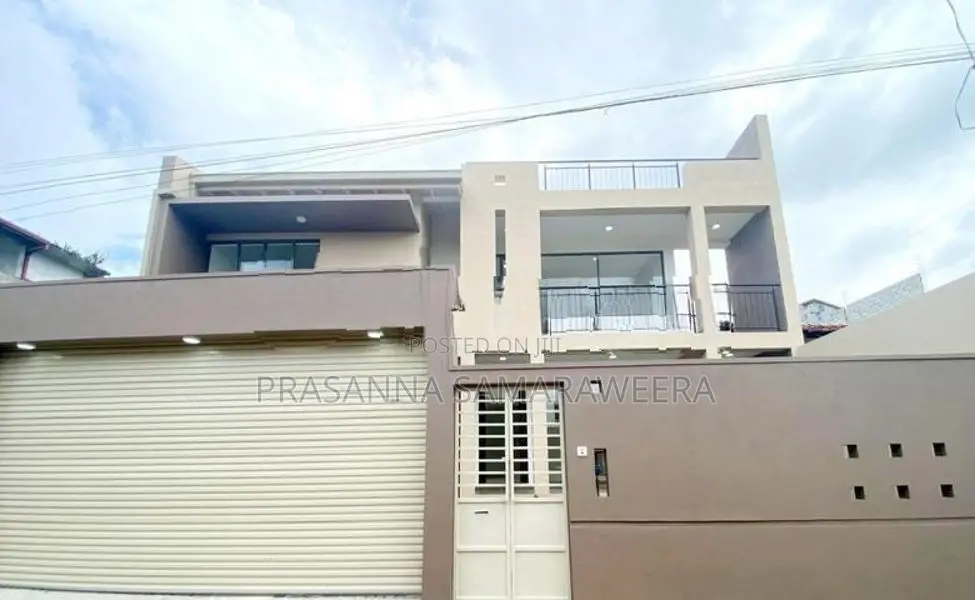 Brand New Solid Modern Super 2 Storey House-Piliyandala