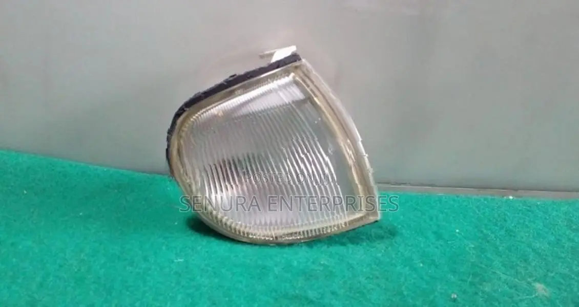 Nissan Serena C23 Signal Light Rh