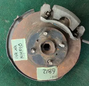 TOYOTA AQUA NHP-10 FRONT WHEEL HUB WITH BRAKE CALIPER