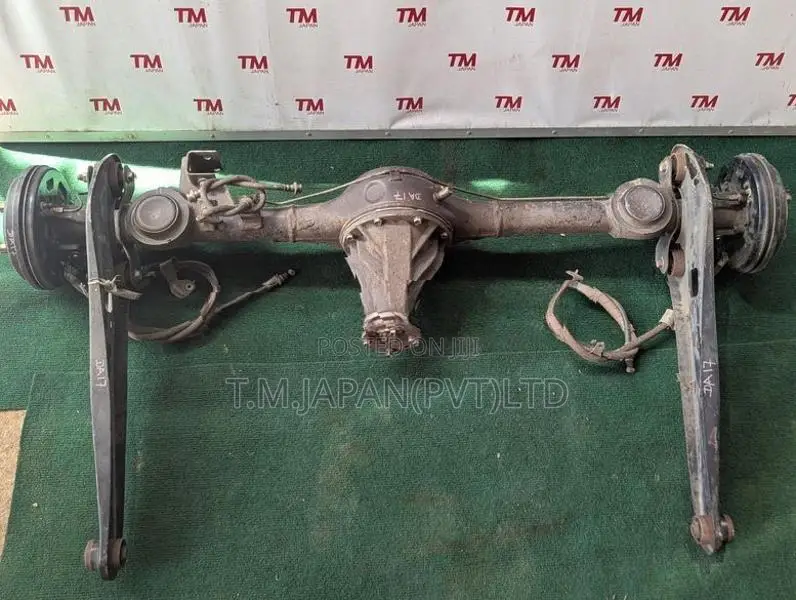 SUZUKI EVERY DA-17 REAR AXEL WITH WHEEL HUB