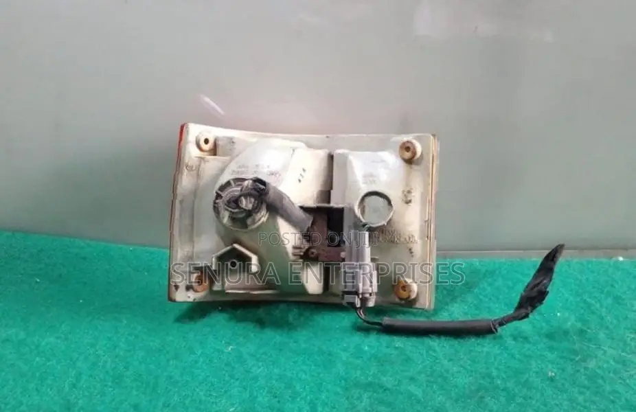Nissan Caravan E24 Signal Light Lh