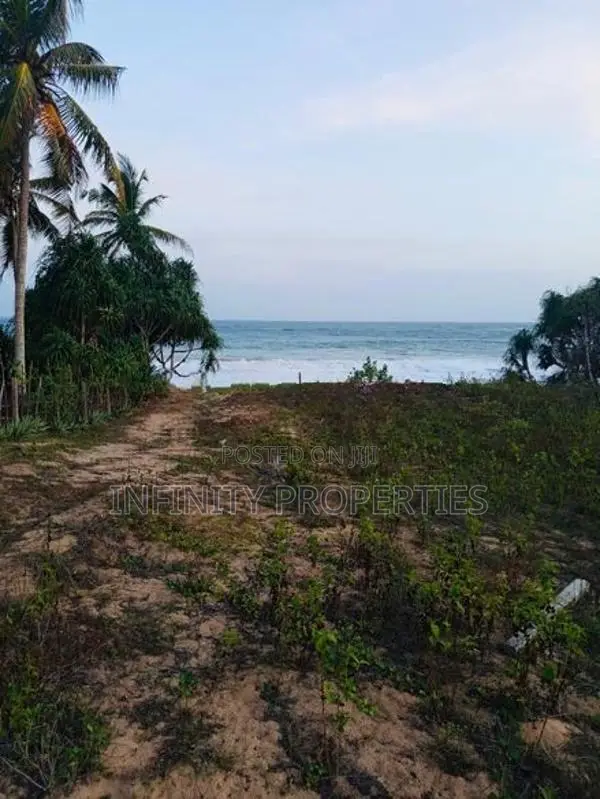 (AF205) 240 P Beach Facing Land Sale At Kahadamodara Ranna